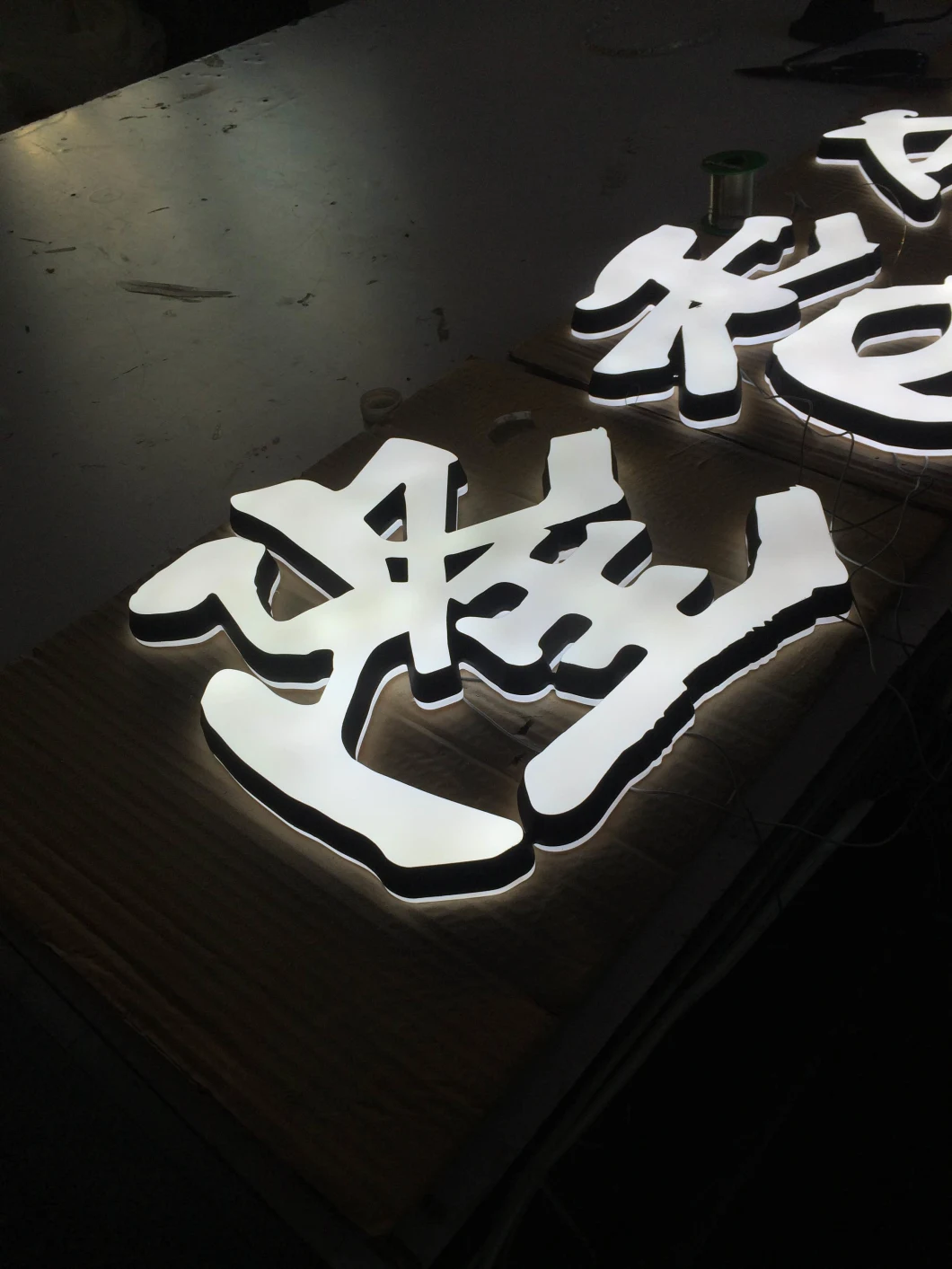 20mm Opal White Cast Perspex Illuminated Acrylic Sheet for LED Sign or Other Appliocations